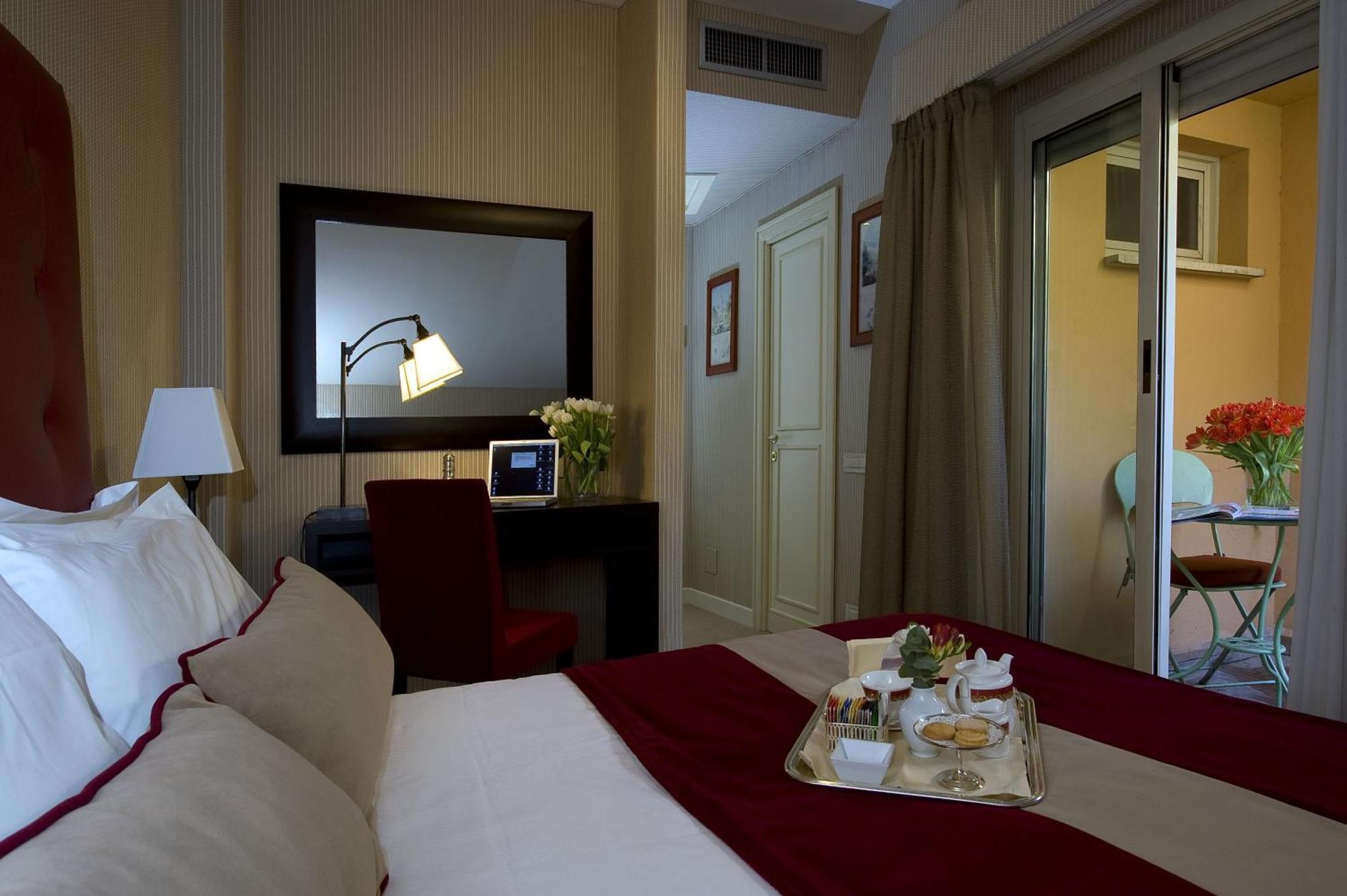 Hotel Dei Borgognoni — Fotos 1